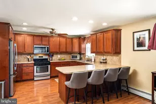 1043 Hornberger Ave, Florence, NJ 08554 - Photo 6