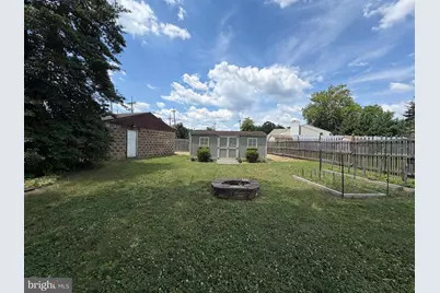 1043 Hornberger Avenue, Florence, NJ 08554 - Photo 2