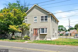 1043 Hornberger Ave, Florence, NJ 08554 - Photo 1