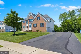 316 Crescent Dr, Bordentown, NJ 08505 - Photo 4