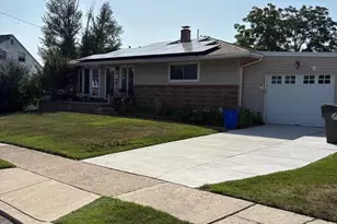 13 Lamont Rd, Burlington, NJ 08016 - Photo 2
