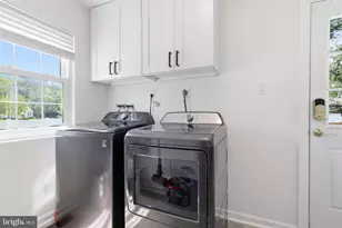 101 Williamsburg Way, Mount Laurel, NJ 08054 - Photo 18