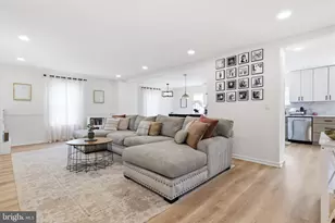 101 Williamsburg Way, Mount Laurel, NJ 08054 - Photo 8