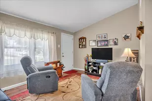 569 N Coles Ave, Maple Shade, NJ 08052 - Photo 8