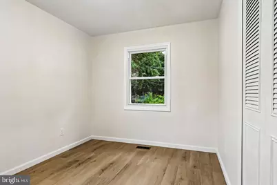 86 E River Drive, Willingboro, NJ 08046 - Photo 18