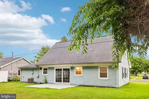 86 E River Dr, Willingboro, NJ 08046 - Photo 38