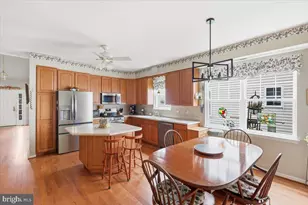 24 Lowell Dr, Marlton, NJ 08053 - Photo 10
