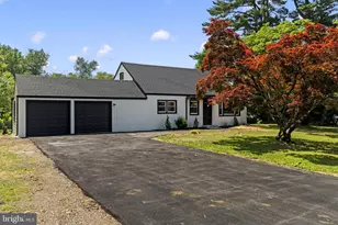2375 Kinkora Rd, Bordentown, NJ 08505 - Photo 2