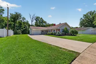 6 Meadowbrook Pl, Willingboro, NJ 08046 - Photo 1