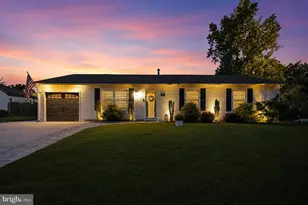 15 Grayburn Dr, Marlton, NJ 08053 - Photo 2