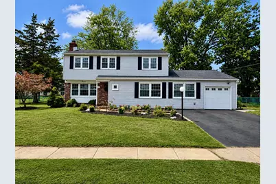 12 Longwood Drive, Burlington, NJ 08016 - Photo 1