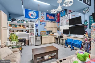130 E Hancock St, Riverside, NJ 08075 - Photo 16