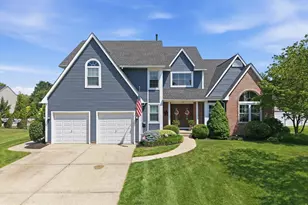 5 Smethwycke Dr, Cinnaminson, NJ 08077 - Photo 2