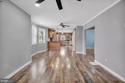 211 S Cedar Avenue, Maple Shade, NJ 08052 - Photo 6