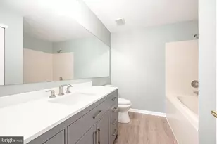 305 Oliphant Ln, Mount Laurel, NJ 08054 - Photo 20
