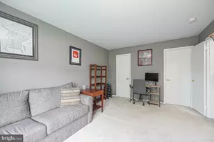 305 Oliphant Ln, Mount Laurel, NJ 08054 - Photo 18