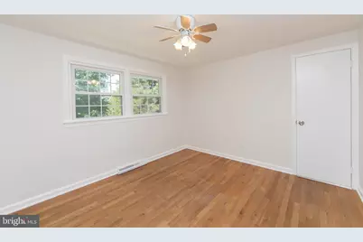 4 McClain Avenue, Medford, NJ 08055 - Photo 32