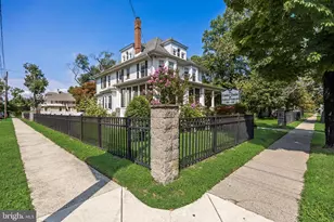 329 Cinnaminson Ave, Palmyra, NJ 08065 - Photo 2