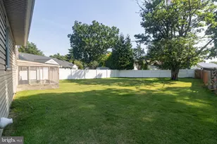 153 Hawthorne Dr, Mount Holly, NJ 08060 - Photo 32