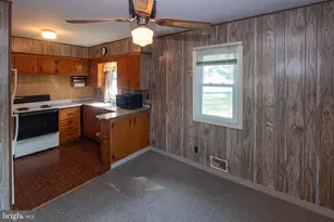 153 Hawthorne Dr, Mount Holly, NJ 08060 - Photo 8