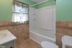 153 Hawthorne Dr, Mount Holly, NJ 08060 - Photo 22