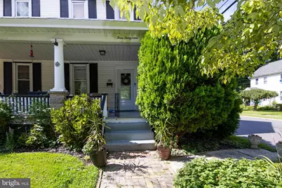 339 W 2nd Street, Moorestown, NJ 08057 - Photo 2