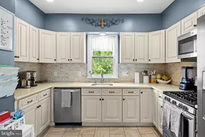 109 N Coles Avenue, Maple Shade, NJ 08052 - Photo 6