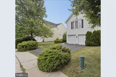 18 Hemingway Lane, Mansfield Township, NJ 08022 - Photo 2