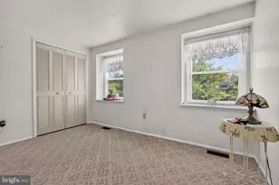 36 Neptune Ln, Willingboro, NJ 08046 - Photo 28