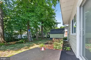 36 Neptune Ln, Willingboro, NJ 08046 - Photo 32