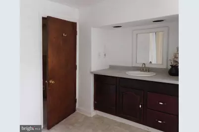 83 E 2 Nd Street E, Moorestown, NJ 08057 - Photo 10