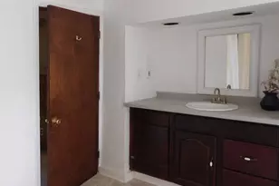 83 E 2 Nd Street E, Moorestown, NJ 08057 - Photo 10