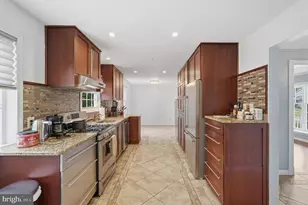 315 Tenby Chase Dr, Delran, NJ 08075 - Photo 12