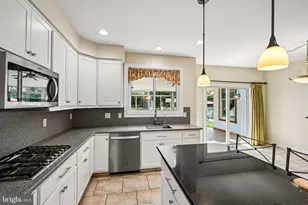 28 Castleton Ln, Moorestown, NJ 08057 - Photo 16