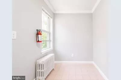 200 E Broad #5, Burlington, NJ 08016 - Photo 4