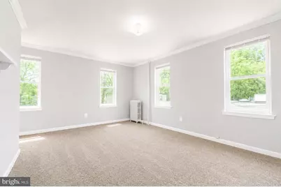 200 E Broad #5, Burlington, NJ 08016 - Photo 2