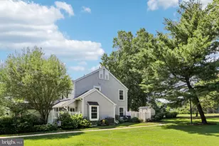 107 Ashby Ct, Mount Laurel, NJ 08054 - Photo 4