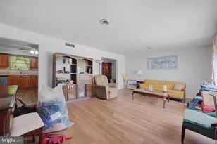 17 New Castle Ln, Willingboro, NJ 08046 - Photo 10