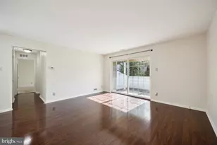 4305A Fenwick Ln, Mount Laurel, NJ 08054 - Photo 4