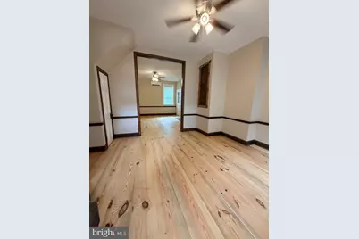 121 E Union Street, Burlington, NJ 08016 - Photo 4