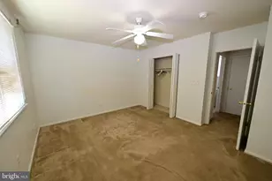29 Florence Tollgate Pl, Burlington, NJ 08016 - Photo 10