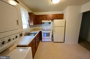 29 Florence Tollgate Pl, Burlington, NJ 08016 - Photo 6