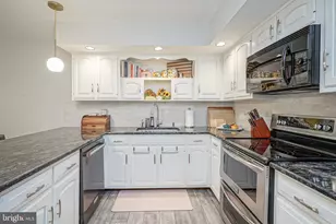 64 Foxwood Dr, Moorestown, NJ 08057 - Photo 14