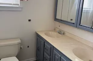 40 Florence Tollgate Pl, Florence, NJ 08518 - Photo 12