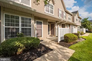 3906 Grenwich Ln, Mount Laurel, NJ 08054 - Photo 2