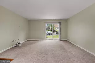 2407 Sedgefield Dr, Mount Laurel, NJ 08054 - Photo 6