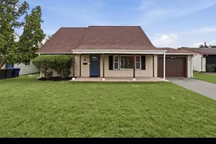 8 Marboro Ln, Willingboro, NJ 08046 - Photo 1