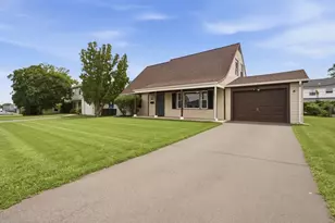 8 Marboro Ln, Willingboro, NJ 08046 - Photo 2