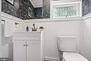 225 Van Kirk St, Beverly, NJ 08010 - Photo 10