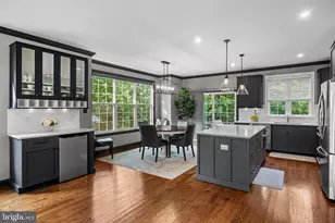 325 N Washington Ave, Moorestown, NJ 08057 - Photo 10